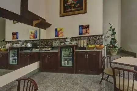Best Western Riverside Inn - 11