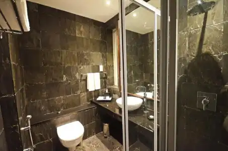 Ocean Edge Suites & Colombo - 76