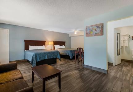 Econo Lodge Inn & Suites Fulton - Rockport - 67