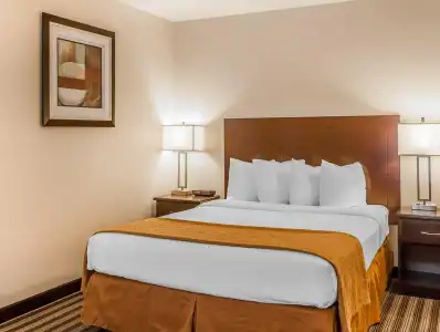 Quality Inn & Suites Vancouver - Hazel Dell - 36