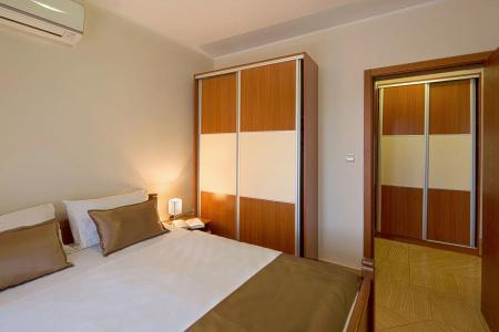 Apartments Holiday - 3