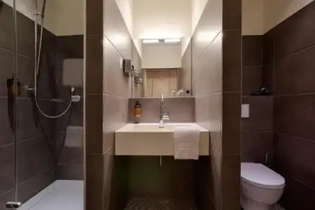 Wiener Botschaft - 17