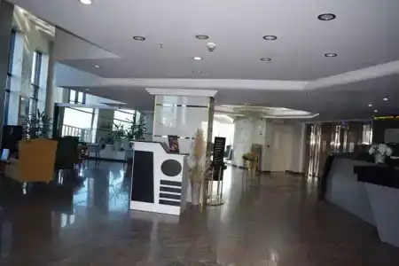 Euro Plaza - 28