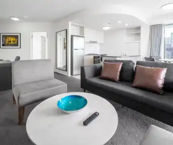 Oaks Brisbane on Felix Suites - 9