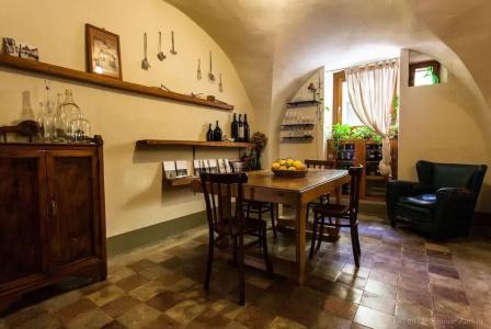 Piazza San Pantaleo - 18