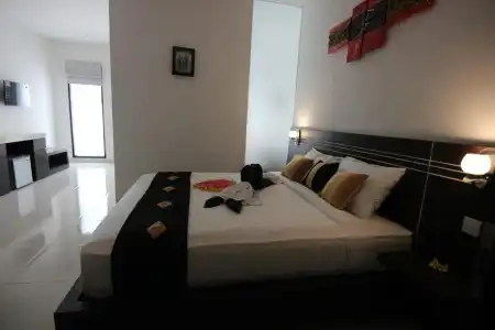 The Diana Suite - 63