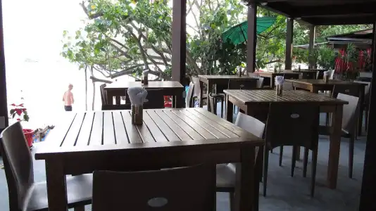 LaLune Beach Resort - 9