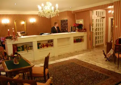 Henri Wien Siebterbezirk - 10