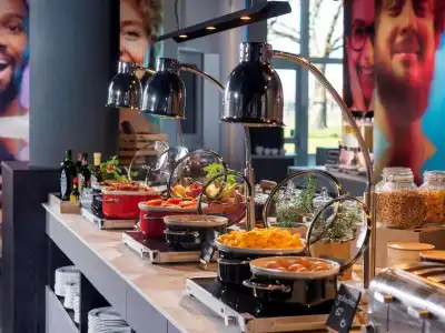 ibis Styles Berlin Treptow - 11