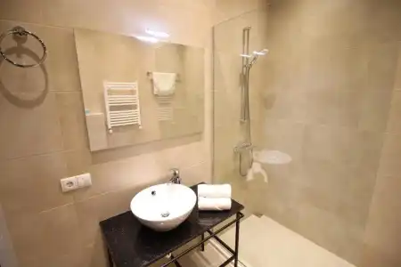 Superior Apartments - 29