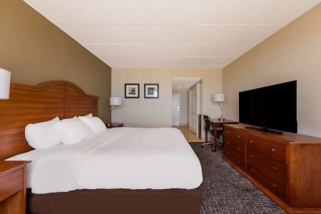 Comfort Inn South Oceanfront - 36