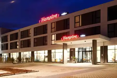 Hampton by Hilton Munich Airport South - 0
