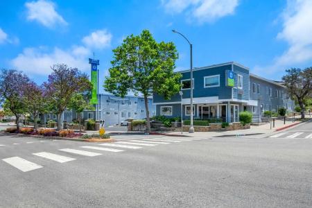 SureStay by Best Western Santa Monica - 39