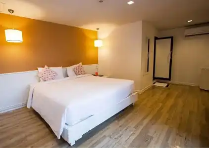 First House - 30
