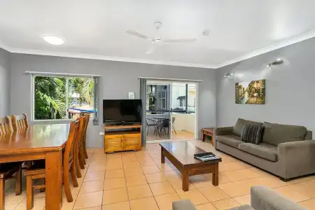 Cairns Reef Apartments & Motel - 57