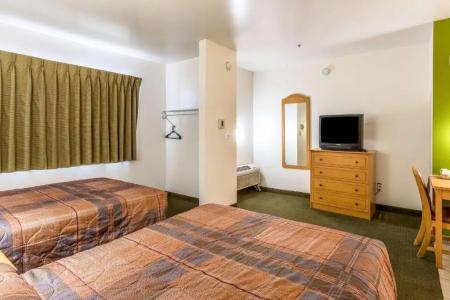Motel 6 Bakersfield, CA - Airport - 87