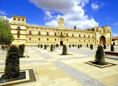 Parador de León - 0