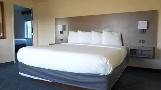 Best Western Lubbock West Inn & Suites - 38
