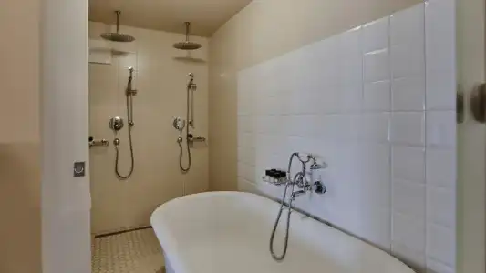 Vozdvyzhensky Boutique-Hotel - 131