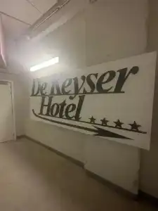 De Keyser - 17