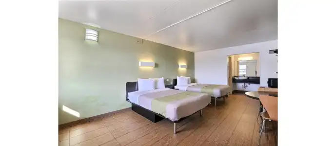 Motel 6 Dallas, TX - Forest Lane - 26