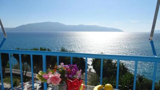Blue Holiday - 24