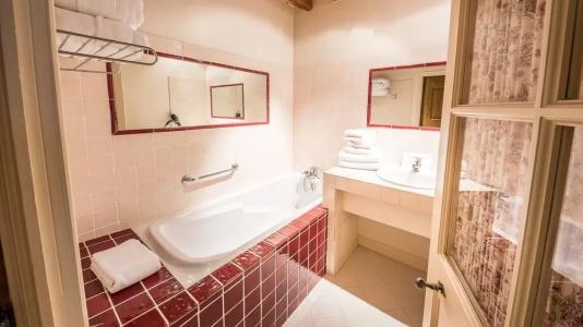 Le Champ des Oiseaux Hôtel & Spa 4* - 97