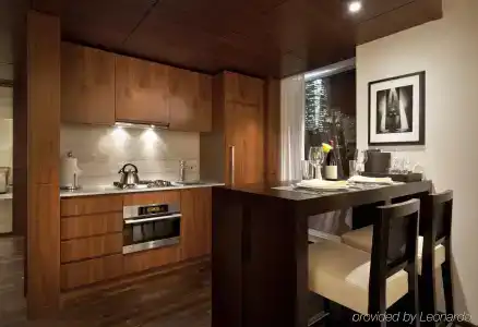 The Langham, New York, Fifth Avenue - 9