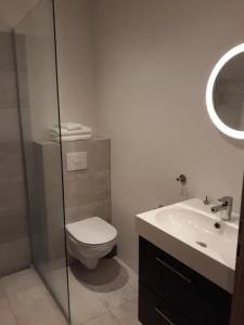 Post-Plaza Guesthouse - 39