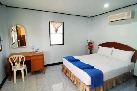 Lanta Coral Beach Resort - 34