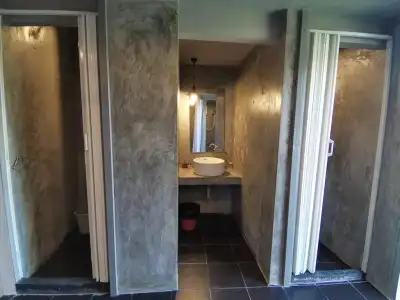 8 Sleepers Street Hostel - 7