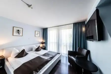 Mauritius & Therme - 100