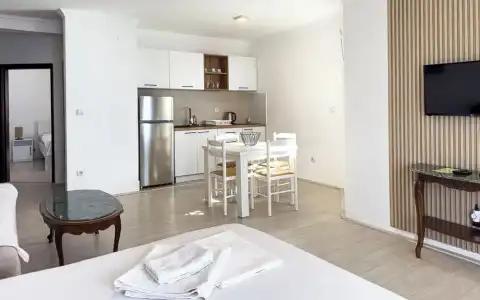 Open Sea Luxury Apartments - 89