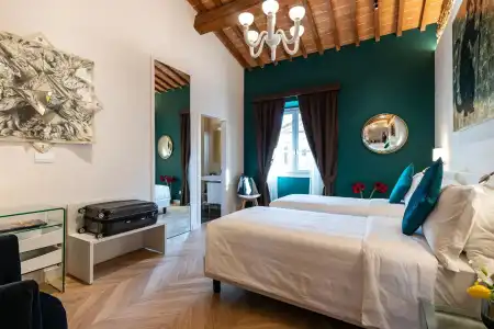 Kairos by Florence Art Apartments - 56