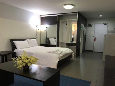 The Studio at Sathorn Terrace - 3