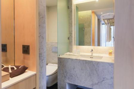 Balcony Seaside Sriracha & Serviced Apartments (SHA Extra Plus) - 151