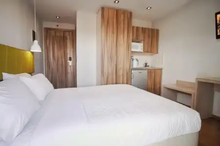 Elements Rooms & Apartments - 16