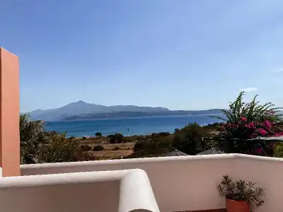 Nisea Samos - 41