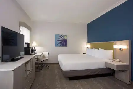 SureStay by Best Western Santa Monica - 51
