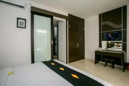 The Diana Suite - 101