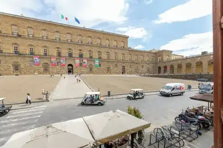 Piazza Pitti Palace - 48