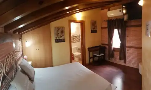 Hostal Segovia - 41