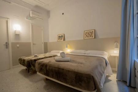 Hostal Hera - 38