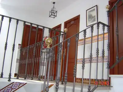 Hostal Paco's - 8