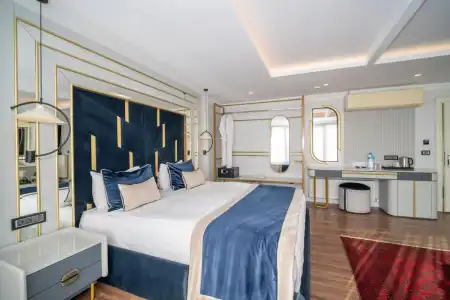 The Byzantium Suites & Spa - 3