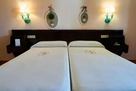 Bahía Aparthotel - 50