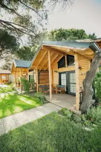 Pino Mar Luxury Bungalows - 32