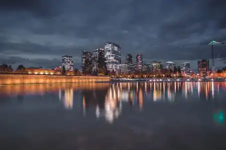 W Bellevue - 26