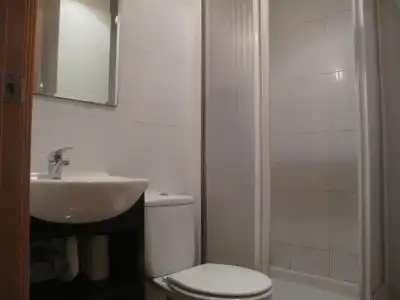 Hostal LK - 42