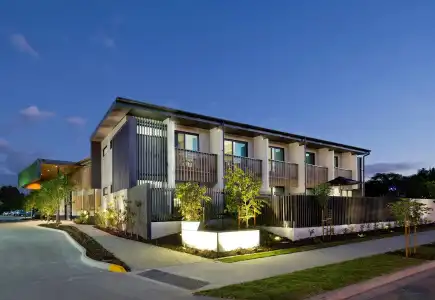 The Glen & Suites - 36